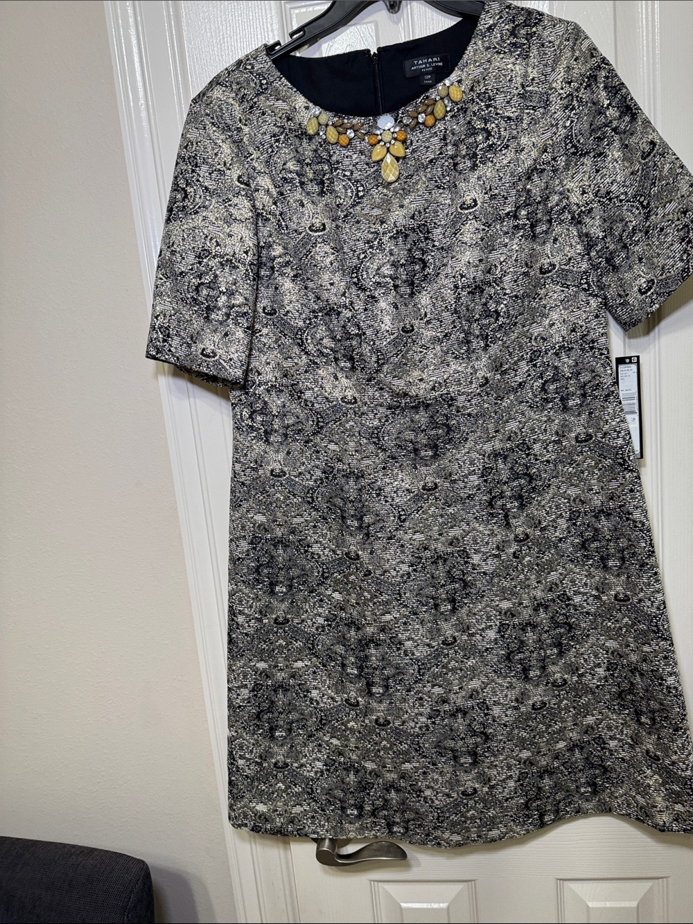 Tahari ASL Black & Cream Paisley Shift Dress - Picture 2 of 5